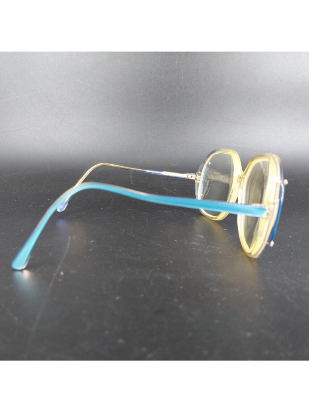 Vintage Rainbow Eye Glasses 80s Blue Yellow Oversized Butterfly Clear Retro M23 - Picture 3 of 16